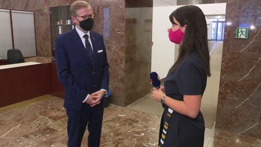 Reakce politiků na uzavření ekonomiky