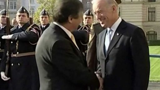 Vztah Joea Bidena k Česku