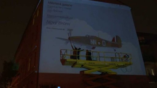 Promítání velkoplošných maleb v Brně