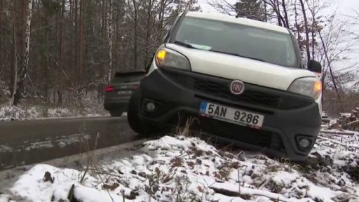 Sníh komplikoval dopravu