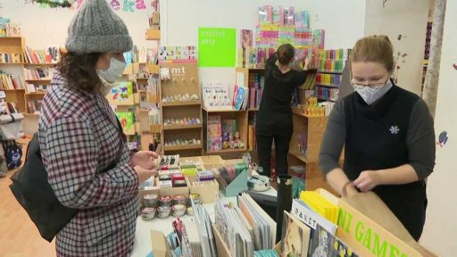 Omezení v obchodech