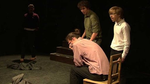 Přísná pravidla hereceké improvizace