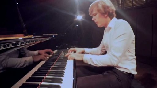 Piano pro Českou filharmonii