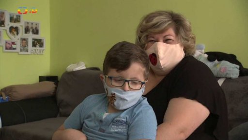 Téma týdne – Jak prožíváte s rodinou období epidemie a připravili jste nějaký dárek maminkám?