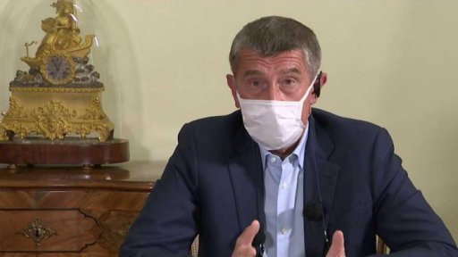 Česko na křižovatce: Politika