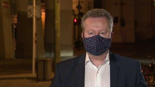 Koronavirus: Spor ve vládě o nouzový stav