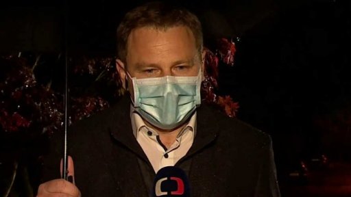 Koronavirus: Nemocnice počítají škody