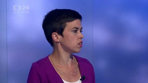 Téma dne: V Česku vysoké počty nakažených