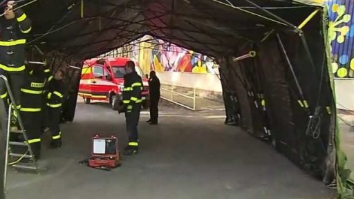 Testování na koronavir ve stanu