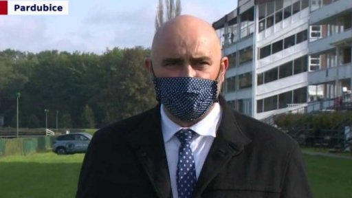 Velká pardubická bez diváků