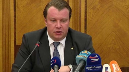 Ministr Kocourek a Key Investments