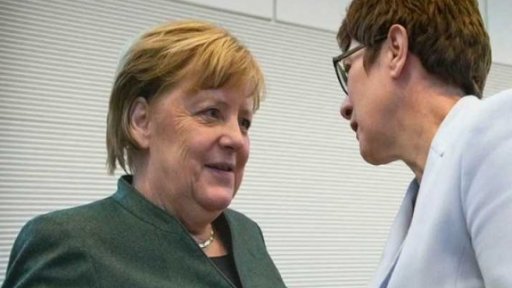 Pro a proti: hledání nástupce Angely Merkelové