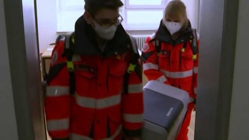 V EU se začne očkovat 27. prosince + rozhovor s K. Kopeckým