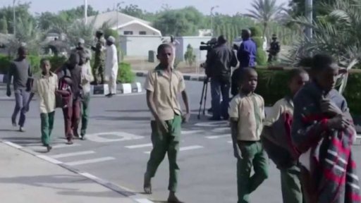 Návrat nigerijských chlapců ze zajetí