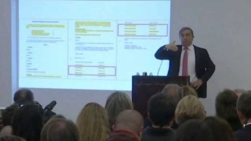 Uprchlý šéf Nissanu promluvil