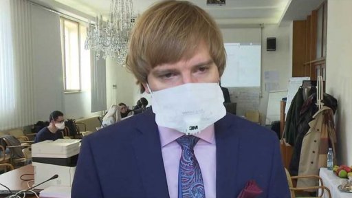 Česko aktuálně - nárok na ošetřovné a stav nemocnic