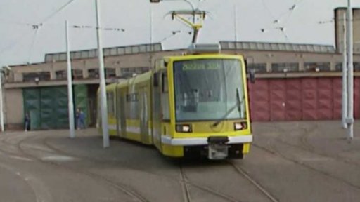 Nová nízkopodlažní tramvaj (1998)