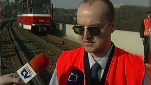 Požár tramvaje v Praze - cvičení záchranářů (2006)