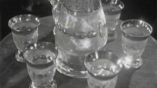 Národní podnik České sklo - svatební dar pro anglickou princeznu (1947)