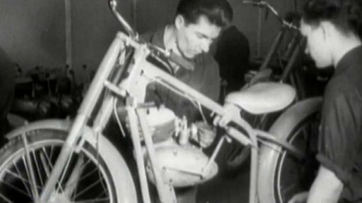 Výroba nového lidového motocyklu Manet (1947)