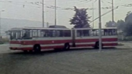První kloubový trolejbus (1983)