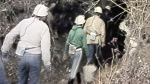 Pionýr - mladí jeskyňáři (1981)