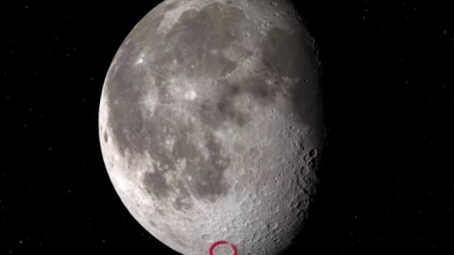 Voda i na osvětlené straně Měsíce