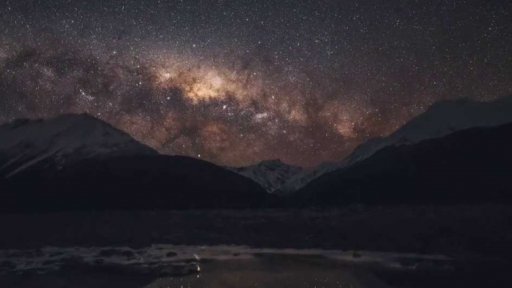 Věda kolem nás: co ve skutečnosti vidíme na noční obloze