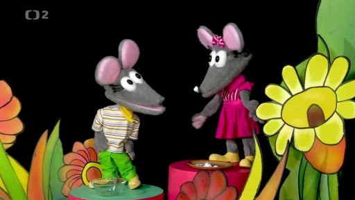 Tryskomyšky baští dort a jahody a smějí se samy sobě, jak jsou zamazané. Smích je totiž bezva!