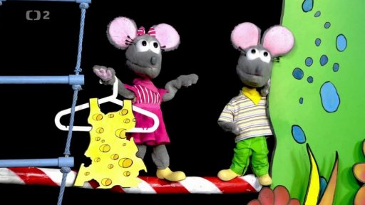 Tryskáček vyrobí pro Tryský sýrové šaty, bohužel je i ochutná. Tryský se zlobí, nakonec si - i s Otylkou - na šatech poškmáknou.