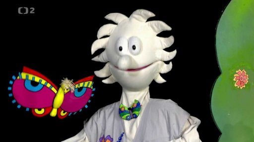 Slepička se snaží nachytat také Pipa s Otylkou.