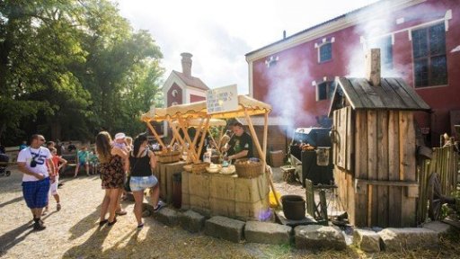 Středověký food market