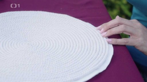 Prostírání z provázků