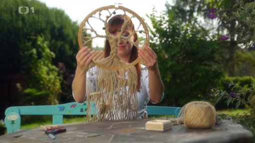 Strom technikou macramé