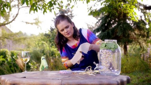 Zkrášlení vinného demižonu