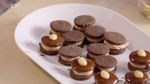 Bezlepkové ischelské dortíčky a linecké taštičky