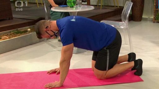 Cvičení z obýváku - cvičení s vlastní váhou