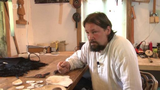 Perleťové spony Petra Mužíka