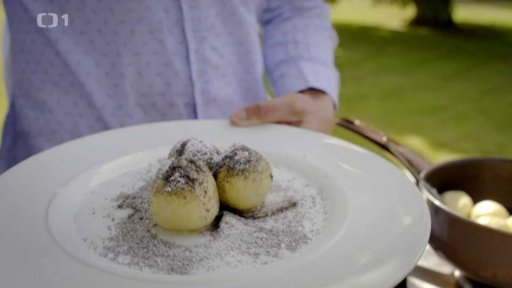 Švestkové knedlíky s mákem