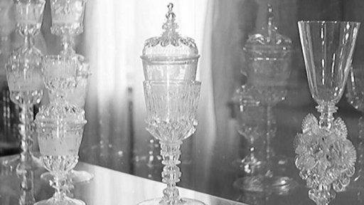 Z pražské výstavy českého barokního skla