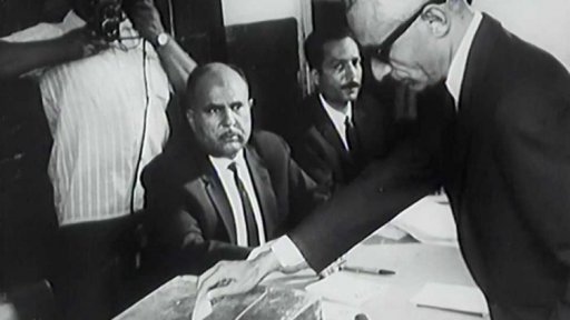 Novým prezidentem byl v SAR zvolen Anvar as-Sádát