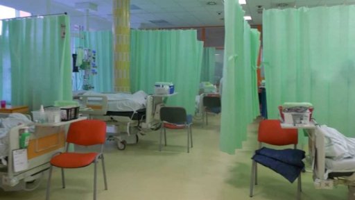 Rozebírání nemocnice