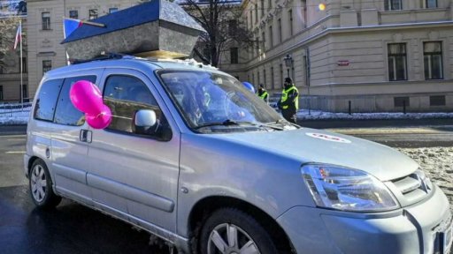 Alegorický protest v Praze