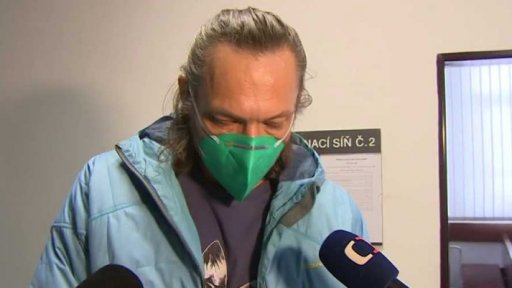 Soud s mužem z dokument V síti