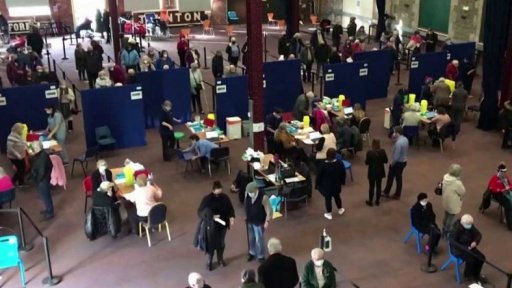 Problémy vakcíny AstraZeneca