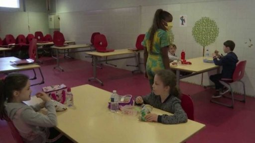 Zákaz masa ve školních jídelnách v Lyonu