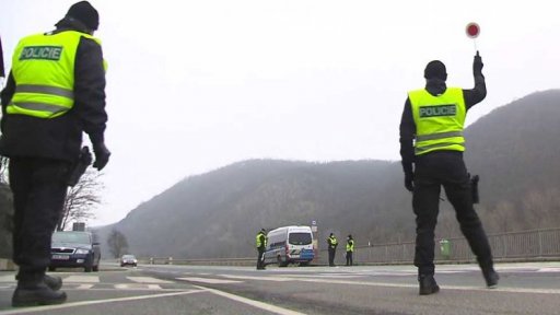 Očkování policistů a hasičů