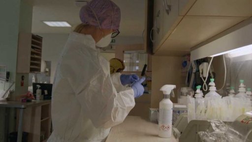 Experimentální léky na covid