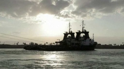 Zablokovaný Suezský průplav