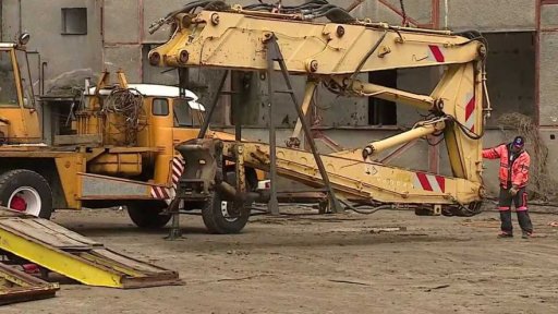 Bourání vodní elektrárny